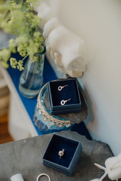 Feinste Ohranhänger mit Herz-Form aus Silber